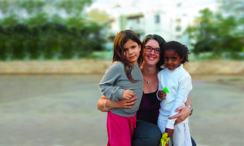 Nicole Yoder with kids