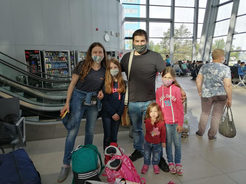 New olim at the airport