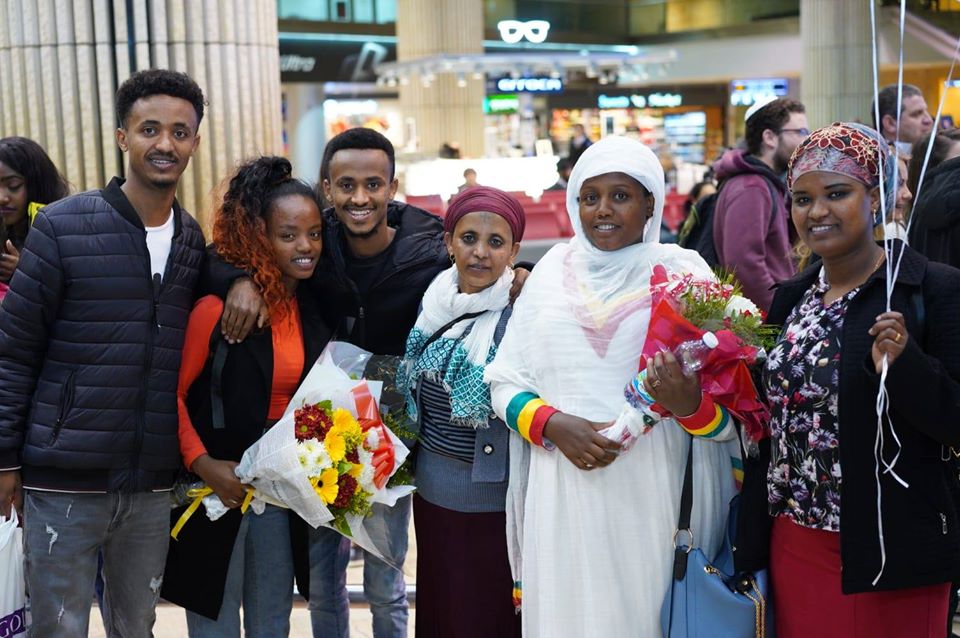 Ethiopian families at Ben Gurion