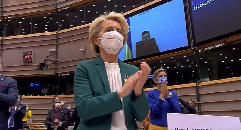 Standing Ovation Zelenskyy