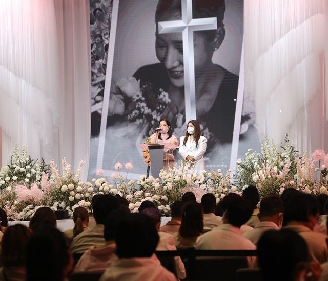 Tangmo Nida memorial service in Thailand