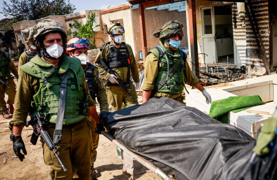 IDF Soldiers carrying corpse
