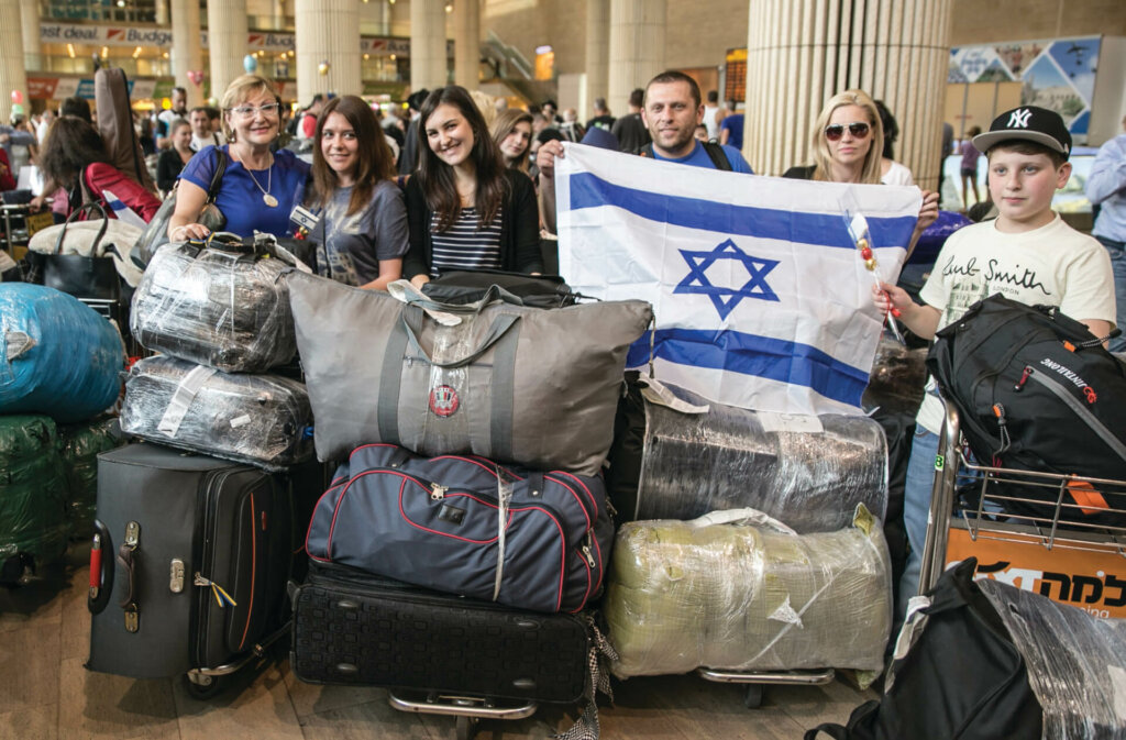 Jews making Aliyah to Israel