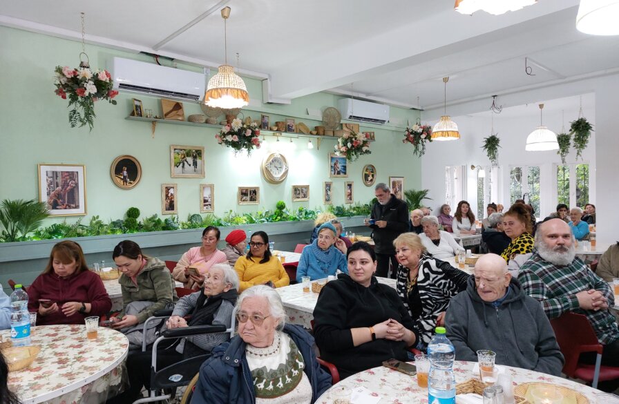 Survivors celebrate opening of new dining room