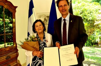 Eva Erben with German Ambassador Steffen Seibert.