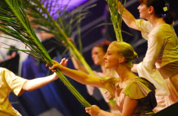 Feast dancers