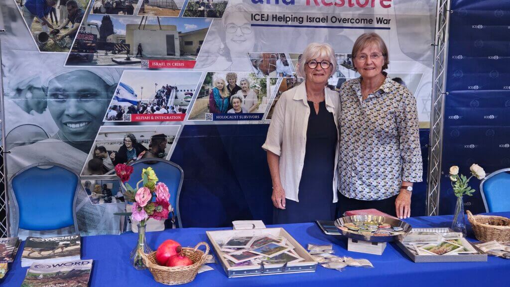 Marianne and Corrie at the Feast Homecare table